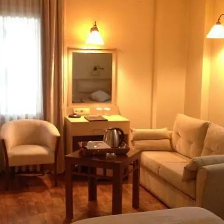 Bay Nihat Lale * Ayvalı